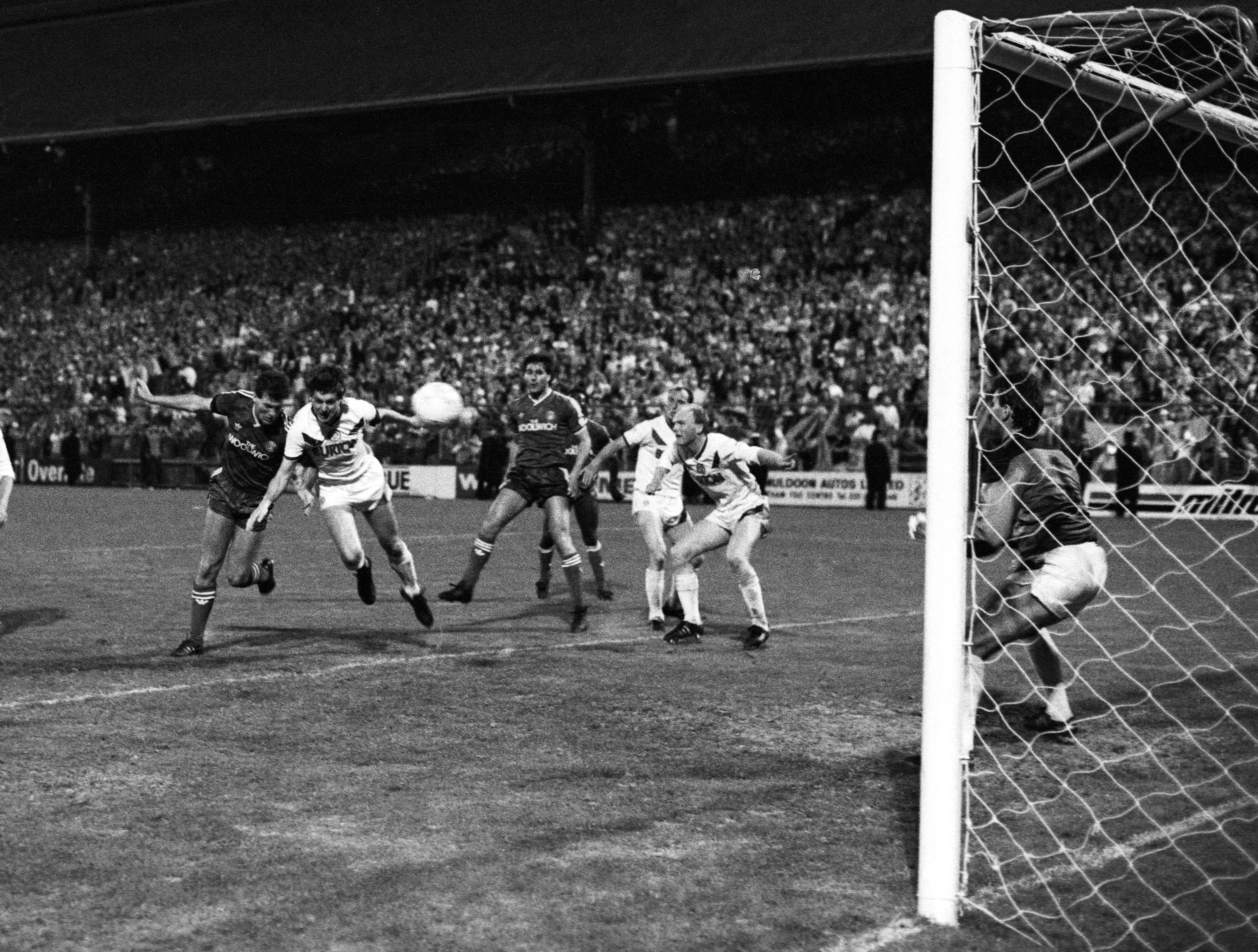 Peter Shirtliff scores for the Addicks against Leeds United in the play-off final replay in 1987
