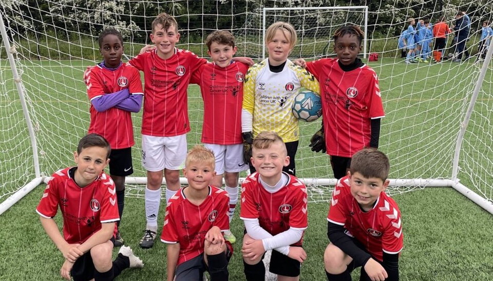 Group image of Advanced Centre players