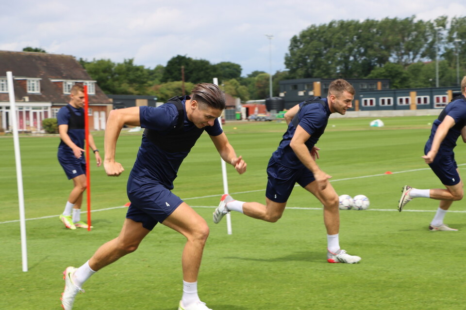 George Dobson and Sam Lavelle performing short sprints at Sparrows Lane