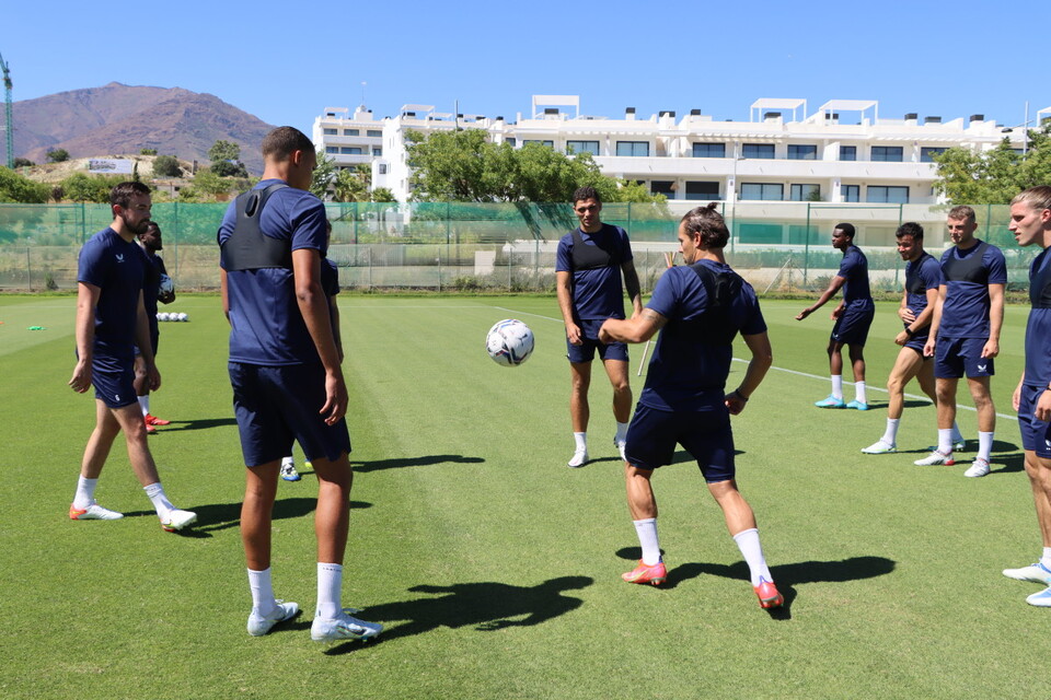 The Addicks squad warm up in Estepona