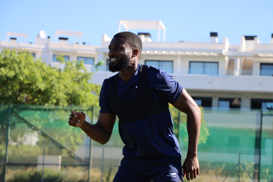 Mandela Egbo pictured during pre-season training