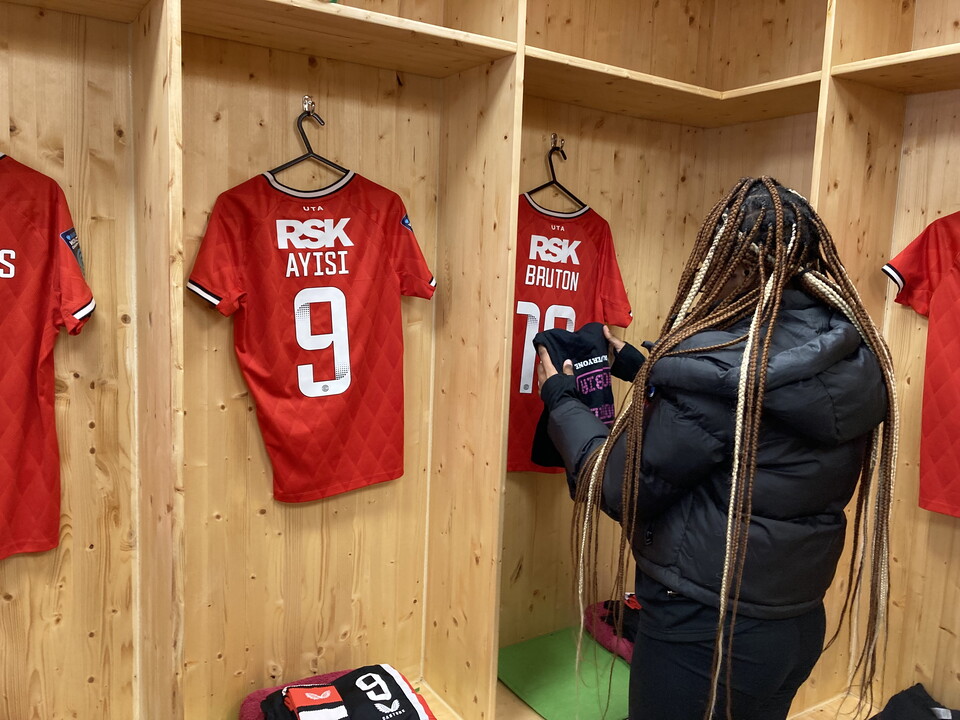 Bexley volunteers in the changing rooms