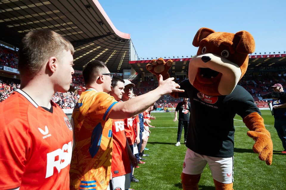 Upbeats doing the guard of honour