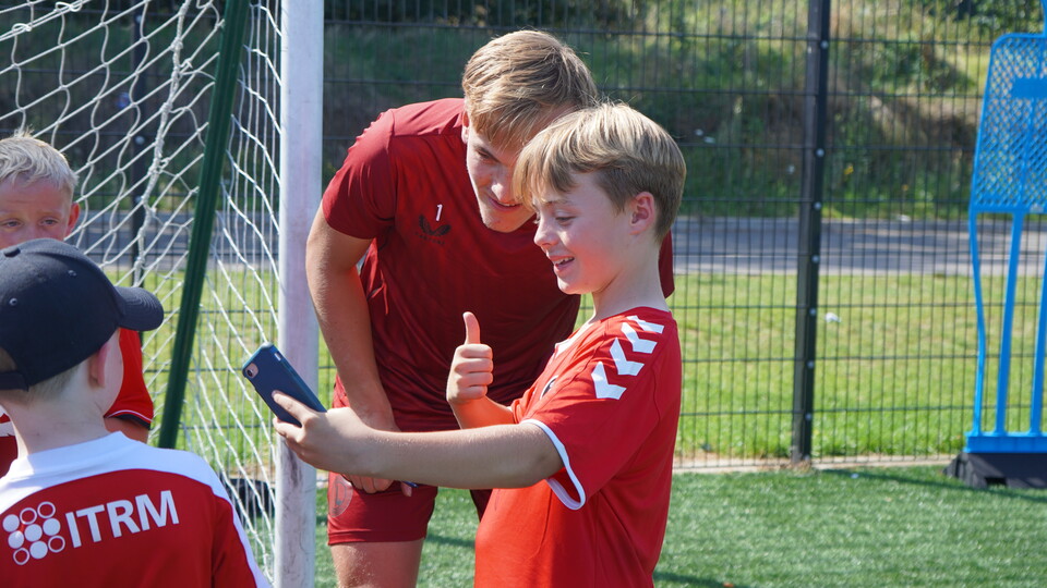 Ashley meeting some young participants