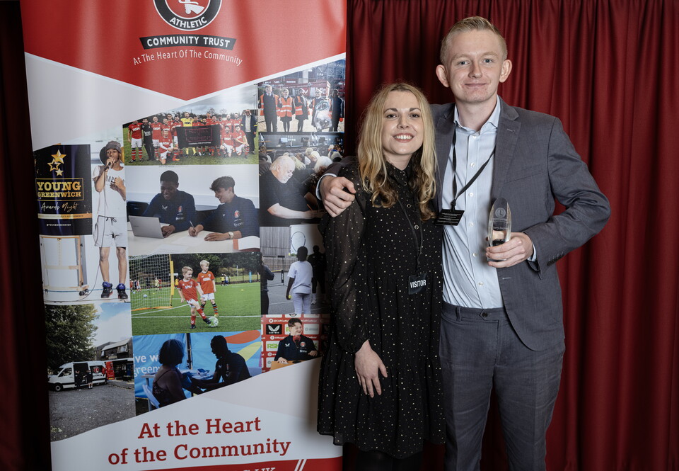Harry Steptoe and UoG's Poppy Ring