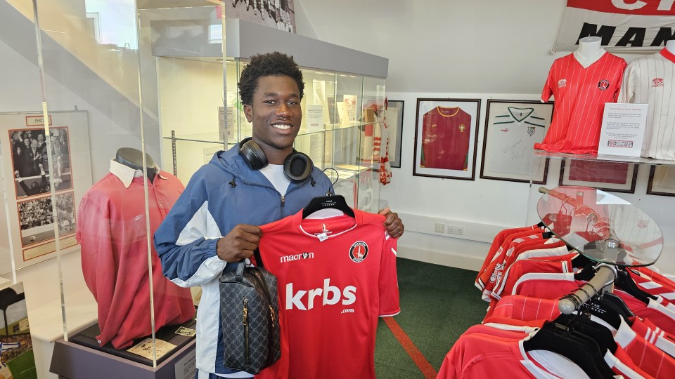 Charlton U18s visiting the Charlton Athletic Museum