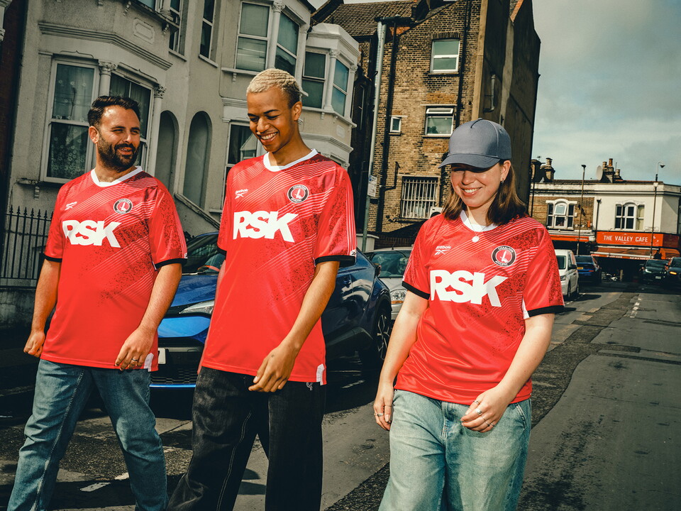 Reebok home kit unveil