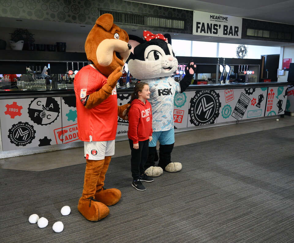 Floyd and Harvey pay a visit