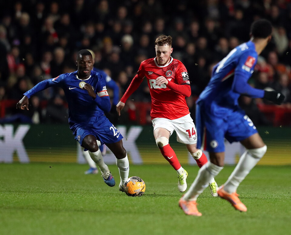 Sonny Carey in action