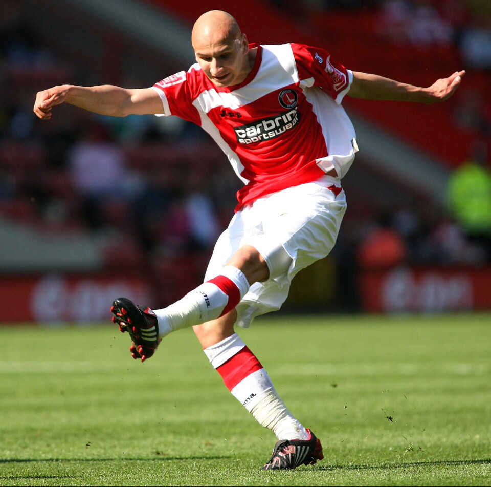 Jonjo Shelvey in action at The Valley 
