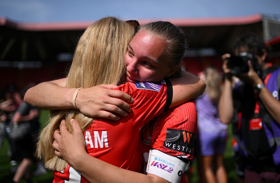Skeels and Newsham Hugging