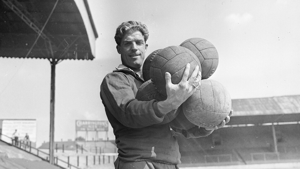 Charlton legend Sam Bartram