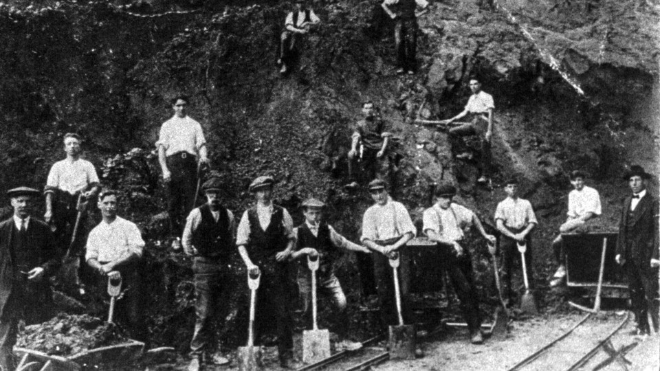 Charlton fans dig out what would soon become the club's home - The Valley