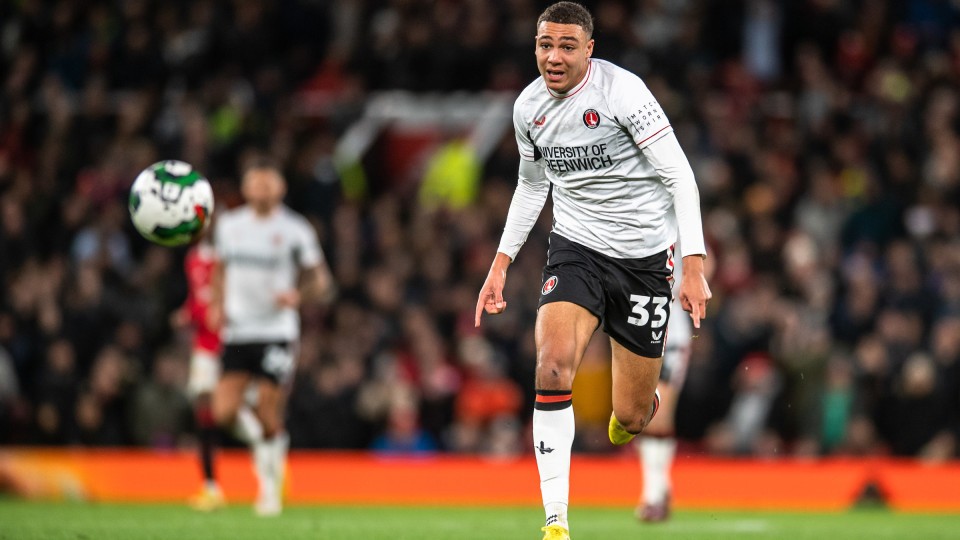 Miles Leaburn chases the football