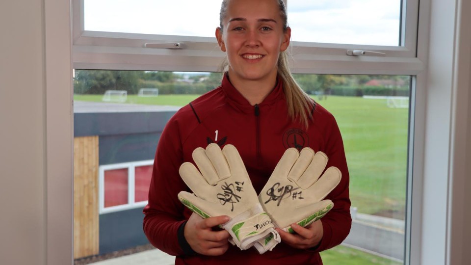 Sian Rogers signed gloves 