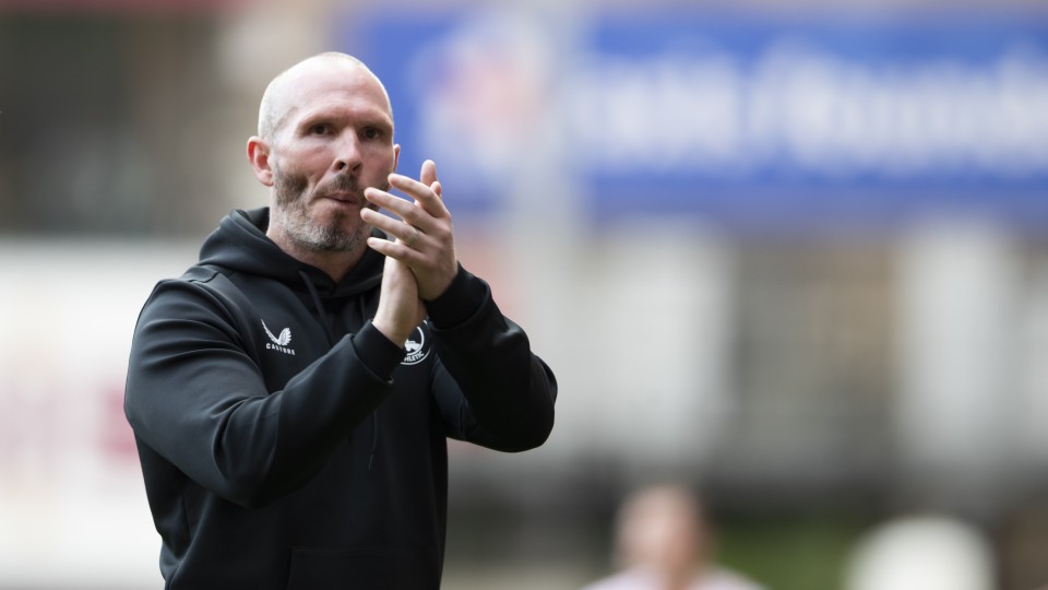 Michael Appleton claps supporters