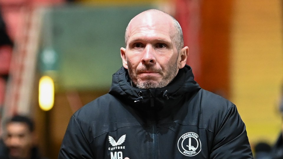 Michael Appleton claps supporters