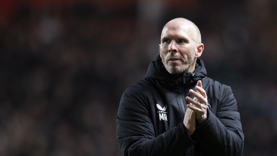 Michael Appleton claps supporters