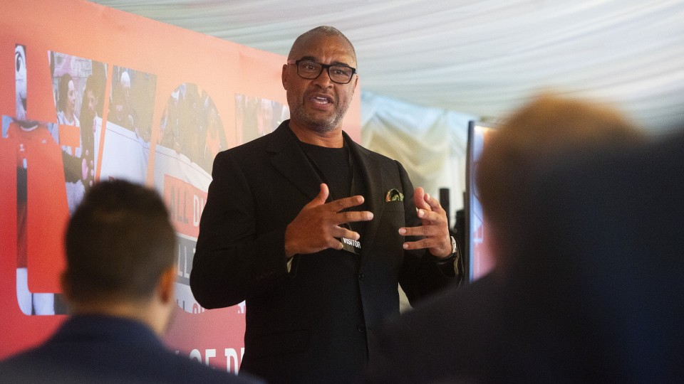 Paul Elliott speaking at Valley of Dreams