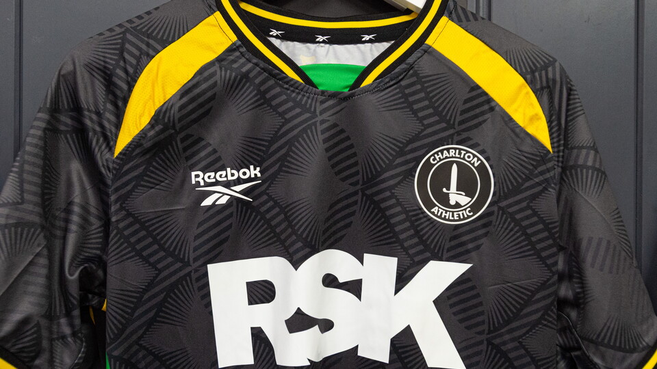 Charlton's third kit