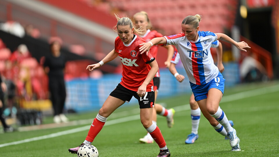 Amalie Thestrup playing in Palace game.