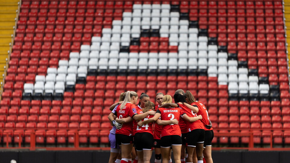 Charlton Women Huddle