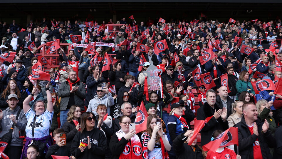 Crowd at Liverpool game