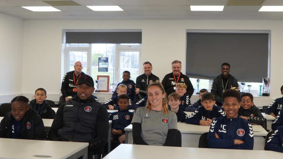 As part of the EFL’s first ever Week of Action which sees the 72 clubs showcase community programmes with EFL players, CACT invited Charlton Athletic men’s player Chuks Aneke, women’s player Hollie Olding and U23s player Samuel Oguntayo to take part in interactive county lines workshops.