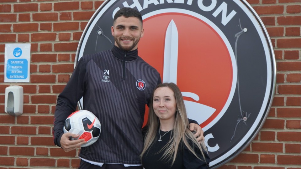 For World Mental Health Day, Charlton Athletic defender Ryan Inniss met Early Intervention in Psychosis participant Danielle Beck to discuss their own mental health struggles.

The pair also discussed the importance of talking about mental health and what they do to improve their own mental wellbeing.